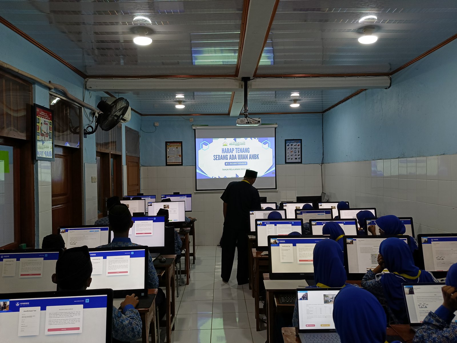 Laboraterium Komputer