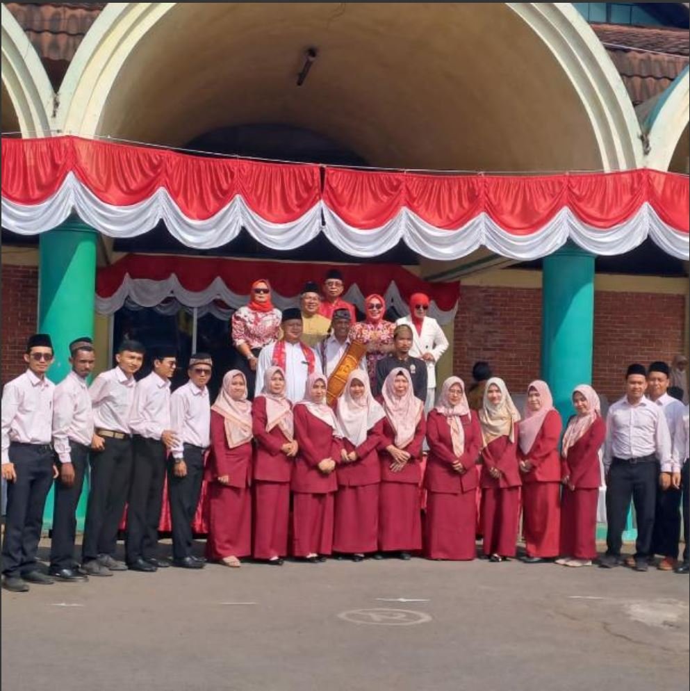 Lemari Arsip